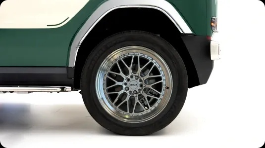 Retro Chrome Wheel